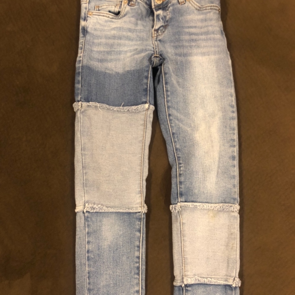 GIRLS - LEVIS SKINNY JEANS - SIZE 8